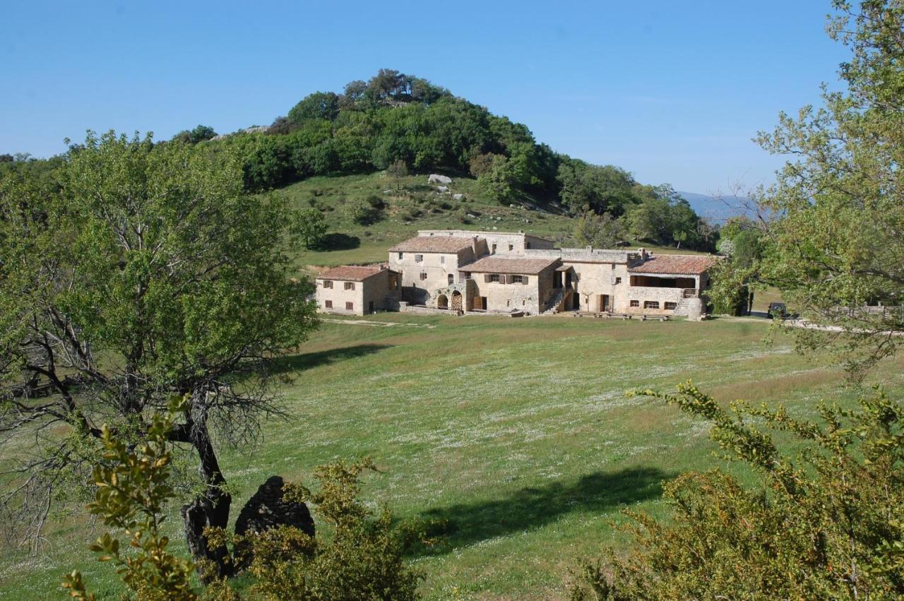 Le Domaine Du Castellas Sivergues Zewnętrze zdjęcie