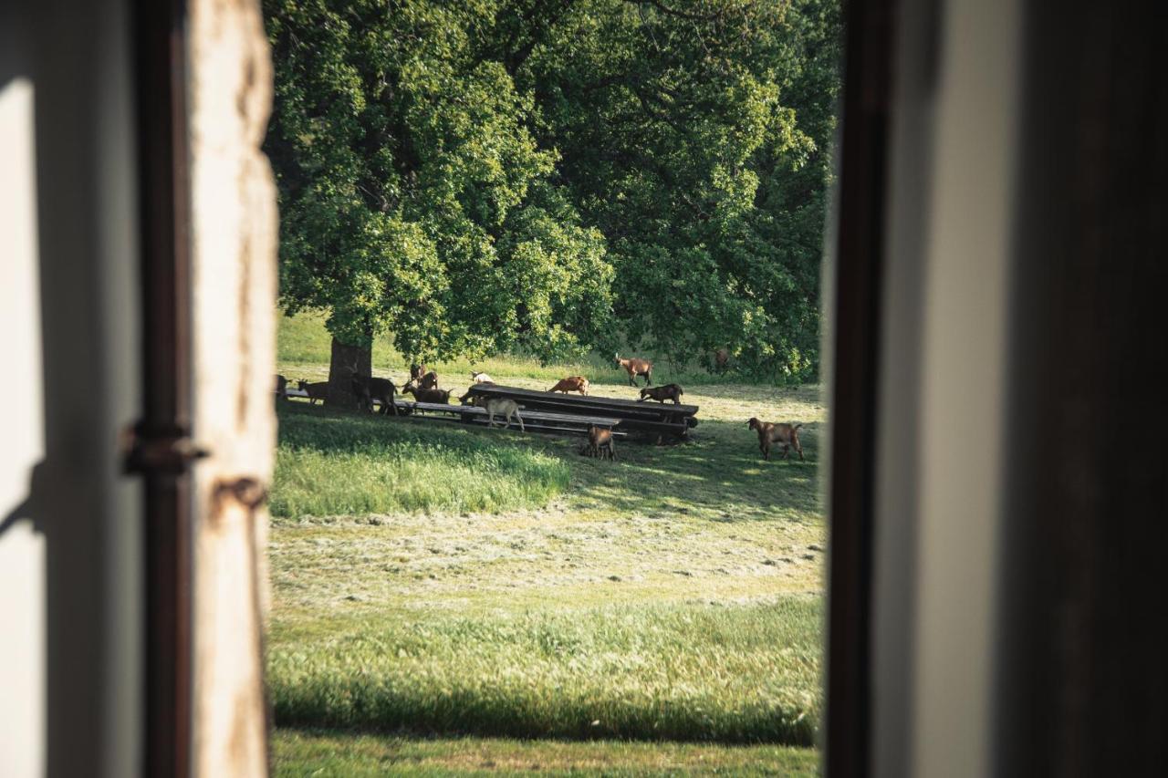 Le Domaine Du Castellas Sivergues Zewnętrze zdjęcie