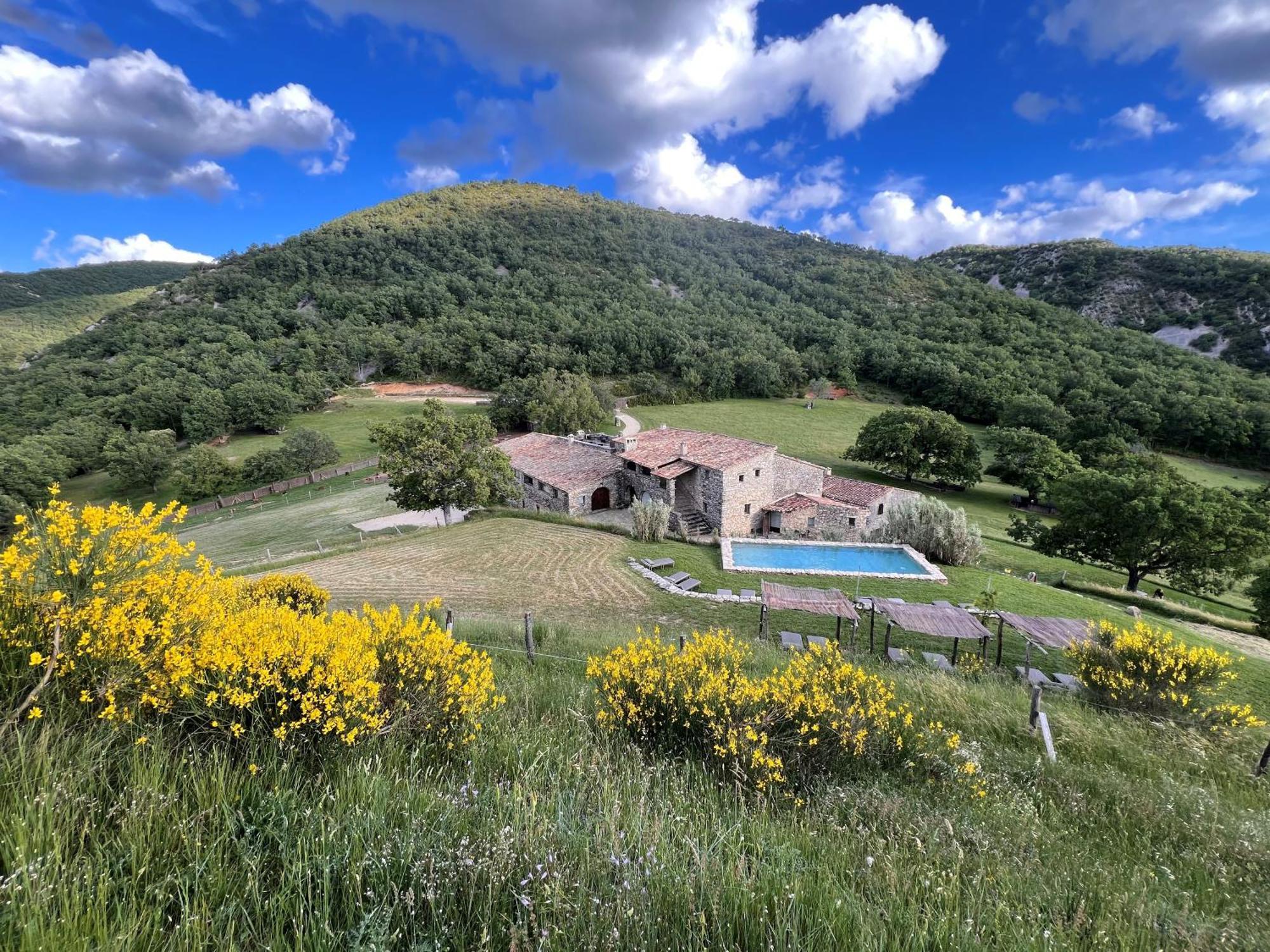 Le Domaine Du Castellas Sivergues Zewnętrze zdjęcie